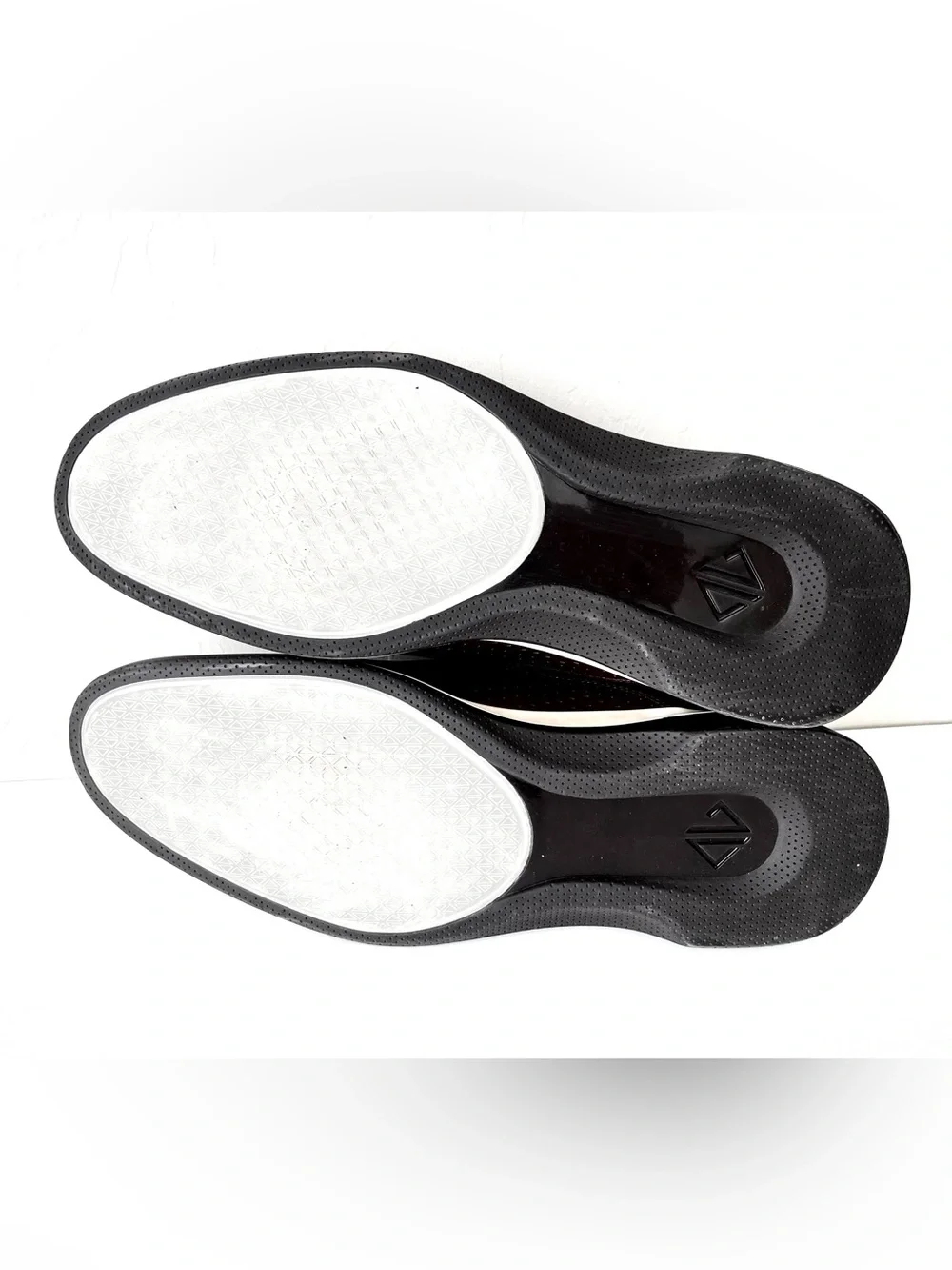 Amberjack the slip on leather loafers 10.5